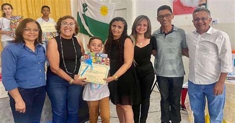 Sertânia classifica estudante para etapa regional do 13º Concurso Ler