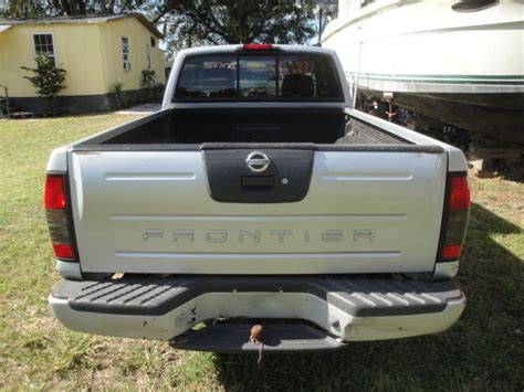 Nissan Frontier Xe