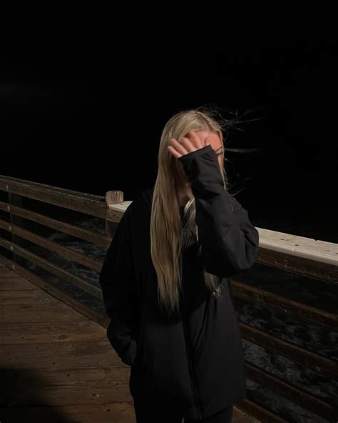 megan | ever heard of the ocean ??? ever heard of sun??? ever heard of