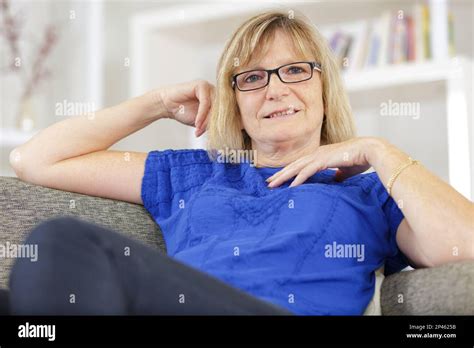 Portrait Of Beautiful Mature Woman Smiling Stock Photo Alamy