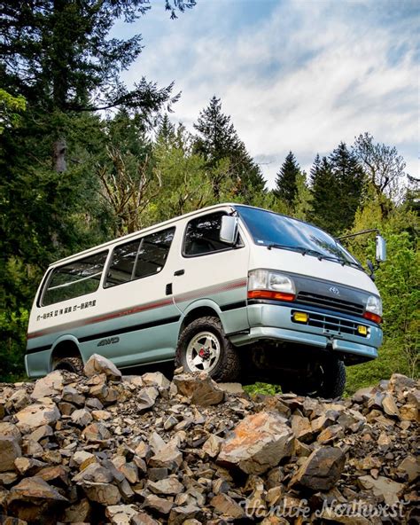 1994 TOYOTA Hiace Super GL 4wd Van Vanlife Northwest Toyota Hiace