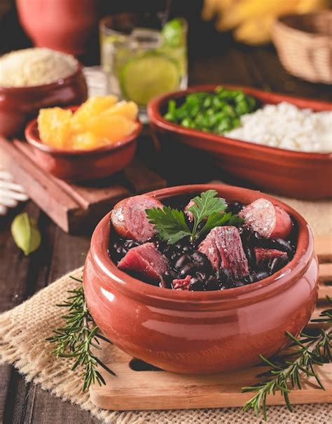 Feijoada Estofado De Frijoles Comida Tradicional Brasile A Carne