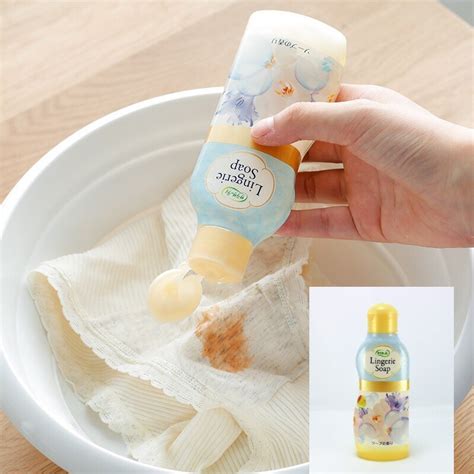 Kobayashi Sarasaty Lingerie Soap 120ml Jagodo