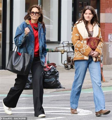 Katie Holmes 45 And Daughter Suri Cruise 17 Look Like Sisters In