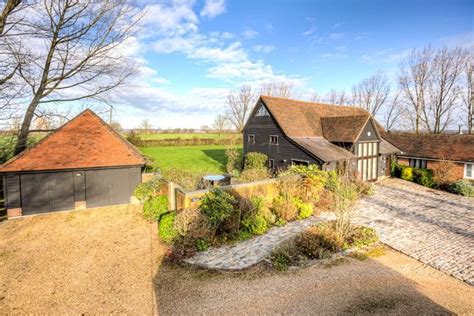 Bournebridge Lane Stapleford Abbotts Essex Rm4 4 Bedroom Barn Conversion For Sale 57316135