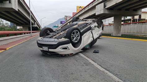 Accidente vial sin lesionados en Monterrey El Semanario de Nuevo León