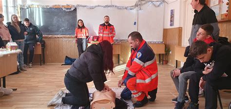 Foto Lec Ii De Prim Ajutor Pentru Elevii Din Odobe Ti Vrancea