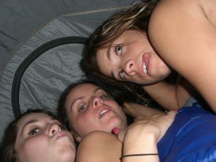 Amadoras Acampando Nuas Luscious Hentai Manga Porn