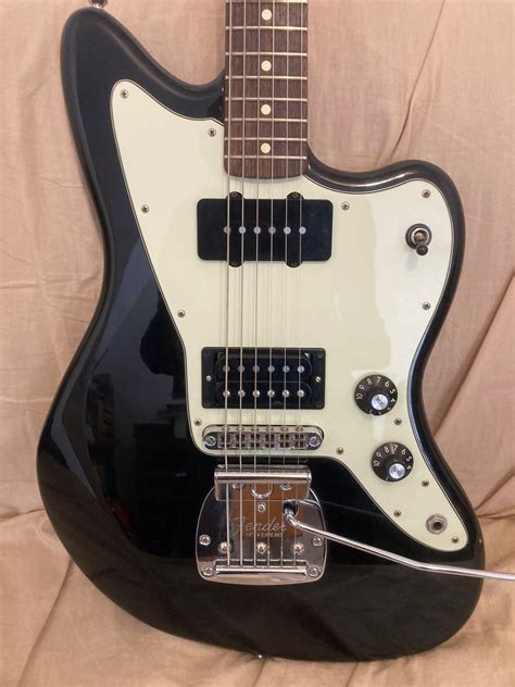 Blacktop Jazzmaster Hs Fender Blacktop Jazzmaster Hs Audiofanzine