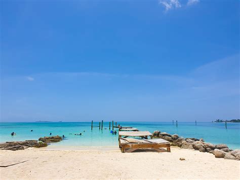 The 12 Best Beaches in Nassau, The Bahamas (Incl. Photos) - Sandals