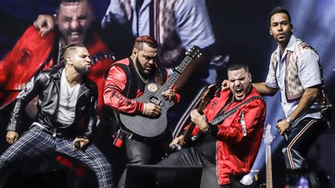 Max Santos Fundador Del Grupo Aventura Es Arrestado