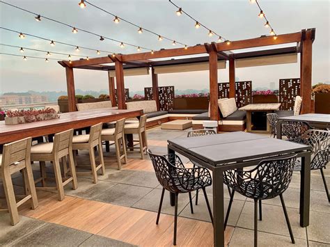 Rooftop Patio, Pergola, & Outdoor Seating - Cherry Creek, Denver ...