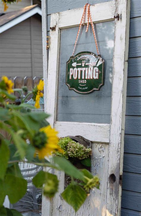 45 Vintage Garden Decor Ideas To Give Your Outdoor Space Vintage Flair