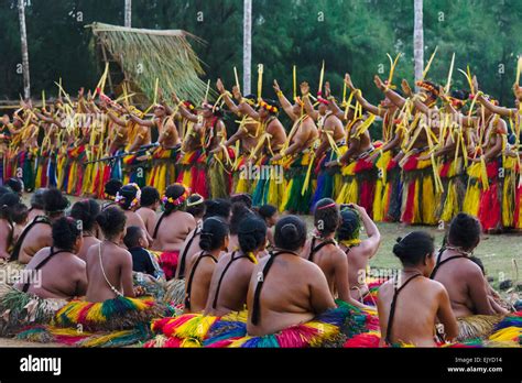 People Watching Yap Day Festival Hi Res Stock Photography And Images