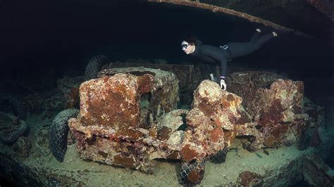 Freediving And Scubadiving On The Popular Wreck «ss Thistlegorm Red