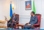 Le Président Kagame participe au sommet conjoint EAC SADC à Dar es