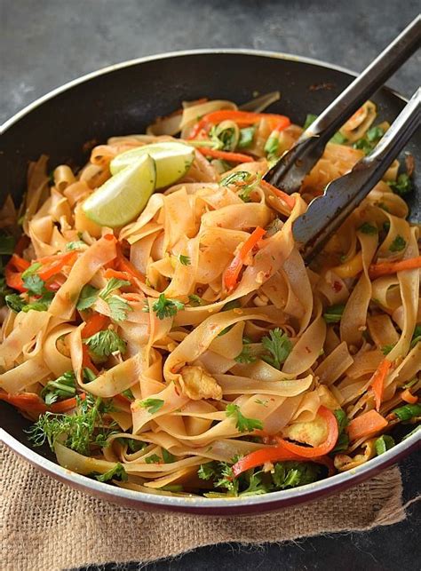 How To Make The 30 Minute Authentic Pad Thai Recipe Recipe Recipes Pad Thai Pad Thai Recipe