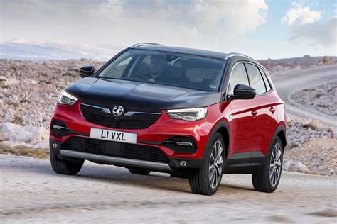 Vauxhall Grandland X Hybrid4 plug-in SUV: prices revealed | Carbuyer