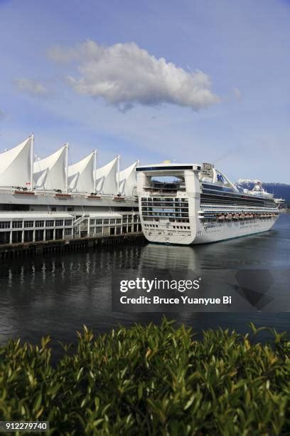 83 Canada Place Cruise Ship Terminal Stock Photos, High-Res Pictures ...