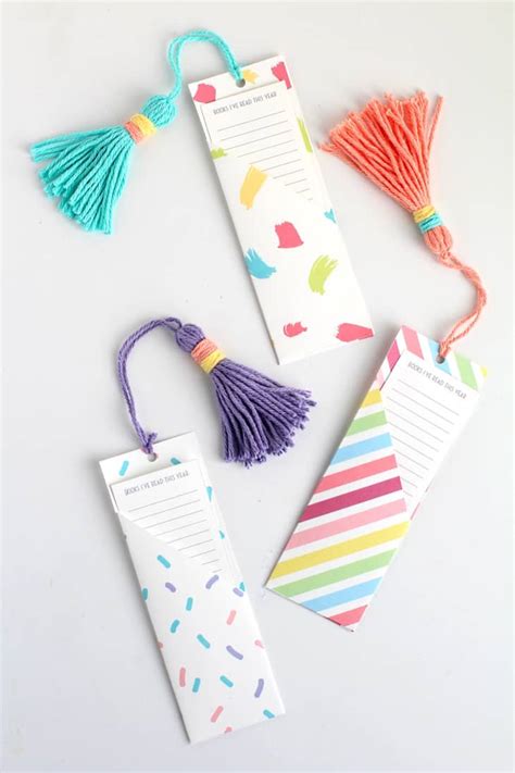 12 Easy DIY Bookmark Ideas for Every Style | Apartment Therapy