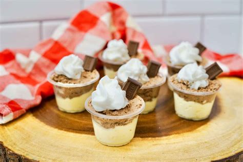 Easy Baileys Chocolate Pudding Shots