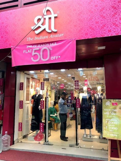 32 Best Ethnic Wear Brands In India To Shop From In 2024