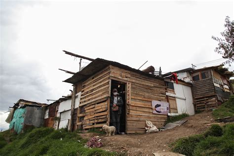 Mujeres Jóvenes Y Migrantes Así Es El Panorama De Los Pobres En Colombia Infobae