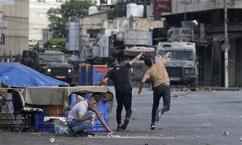 استشهاد ثلاثة شباب فلسطينيين برصاص قوات الاحتلال في الضفة وكالة