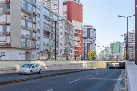 Lisboa Túnel da Av Estados Unidos da América cortado ao trânsito