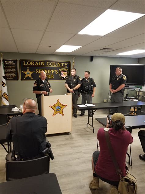 Two Lorain County Sheriffs Office Deputies Honored For Saving Womans