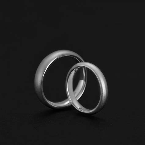 Engravable Simple Matching Frosted Rings For Couples In Sterling Silver