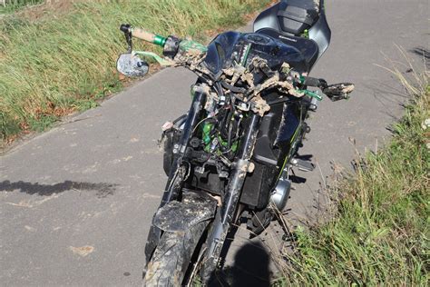 Pol Me Motorradfahrer Bei Alleinunfall Schwer Verletzt Mettmann