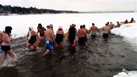 Balm Beach Polar Plunge 2015 Youtube