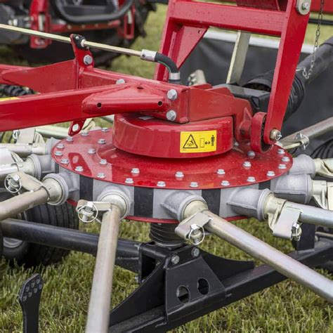 Massey Ferguson Rk Series Four Rotor Rakes Fieldtorque Taranaki