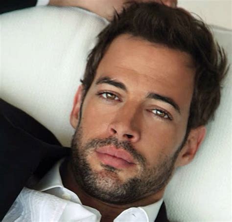 El actor cubano William Levy abrió su cuenta oficial en Facebook