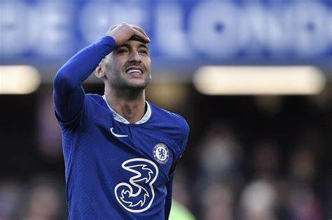 Disappointment As Psg Deadline Move For Chelsea S Ziyech Fails Daily