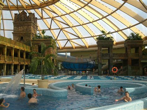 Europe Parks: Indoor Water Parks In Europe