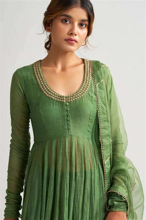 Buy Green Chanderi Hand Embroidered Round Anarkali Set For Women By Dot