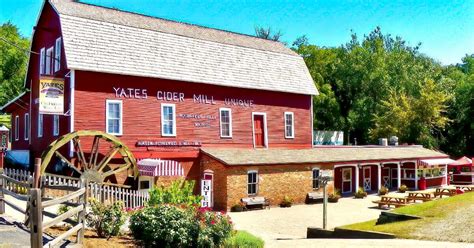 The Historic Cider Mill In Michigan Thats So Worth Waiting In Line For