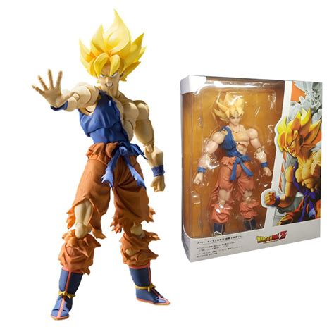 FIGURA 17 CMS LEGENDARIA DRAGON BALL Z DE BANDAI SUPER SAIYAN GOKU