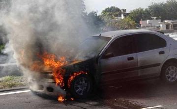 Qu Hacer Cuando Un Carro Se Incendia