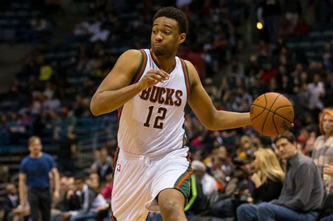 Bucks Rookie Jabari Parker Tears Acl Will Miss Season