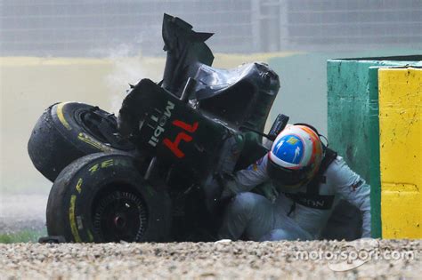 Photos Le Terrible Crash Dalonso à Melbourne