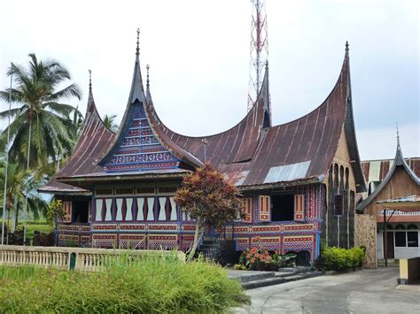 Mengenal Rumah Adat Walewangko Rumah Besar Suku Minahasa Indonesia Images