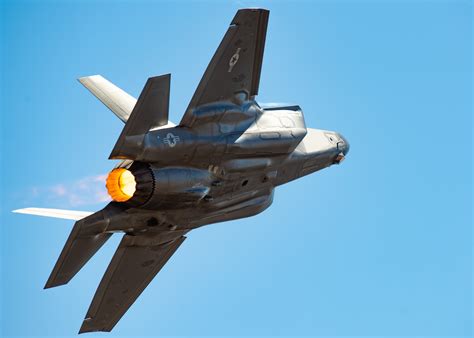 80 Percent of F-35s Cleared to Fly Following Inspections -- USNI News