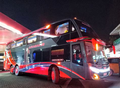 Juragan Rilis Double Decker Untuk Bus Akap