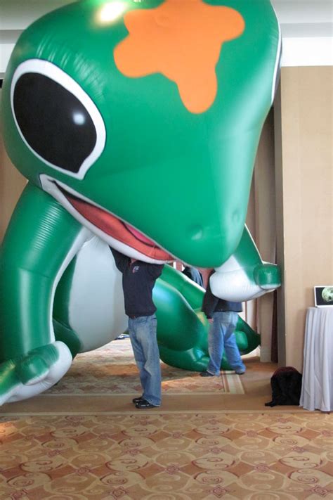 Inflatable Balloons 20 Geico Gecko Giant Balloon