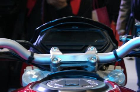 Exclusive Bajaj Pulsar Cs400 Images Car And Bike Blog