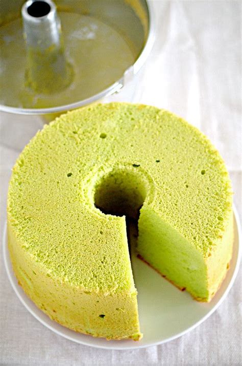 How To Make A Pandan Chiffon Cake Everything You Need To Know Artofit