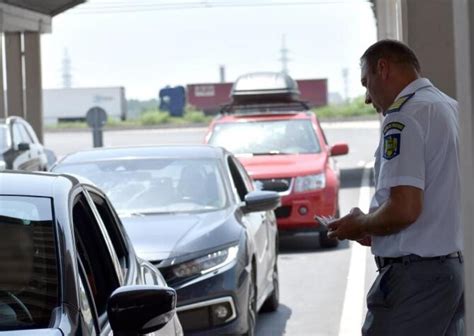 De Cet Eni Str Ini Ascun I N Trei Mijloace De Transport Prin I La